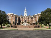 Delaware Legislative Hall east side 2022-07-20 (from Wikipedia)